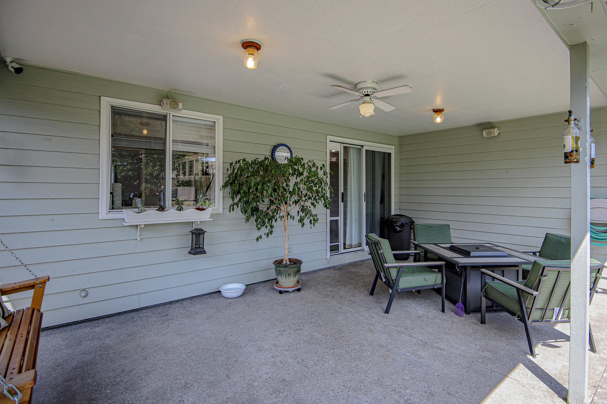 545 Brandon Street Central Point, OR 97502 - Photo 31 of 32 IMG_5658