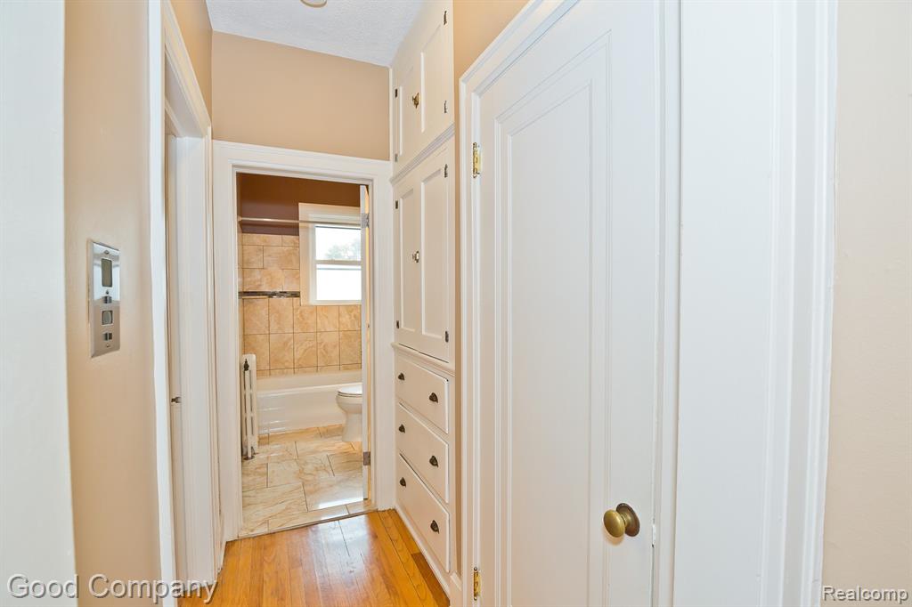 327 Southfield Road, Unit 3BS Birmingham, MI 48009 - Photo 33 of 51