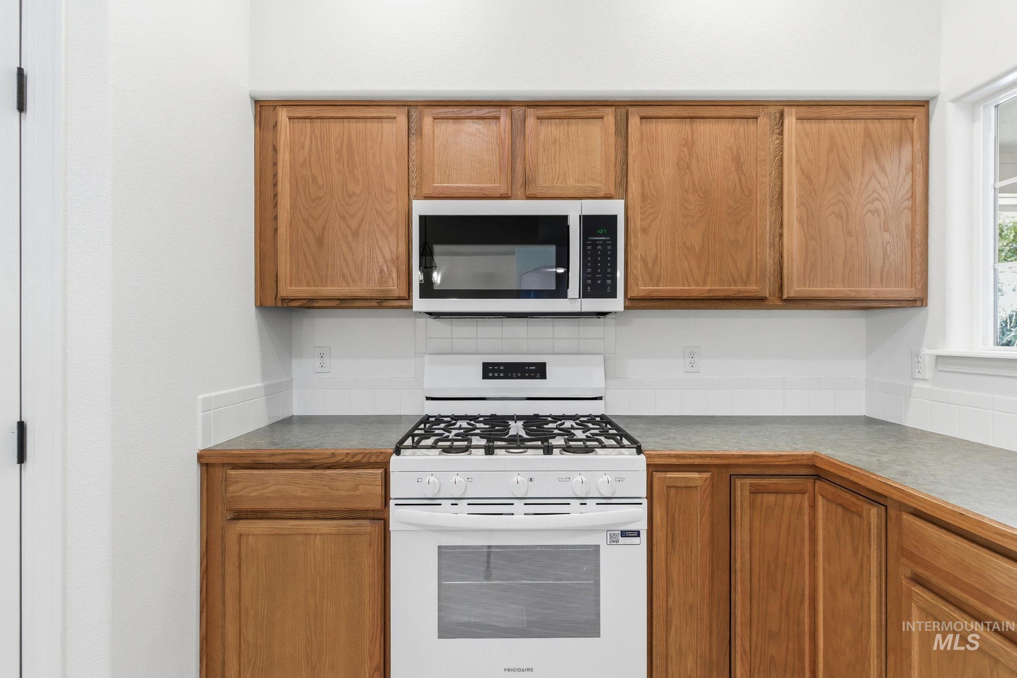 3277 West Fieldstream Lane Meridian, ID 83646 - Photo 12 of 45