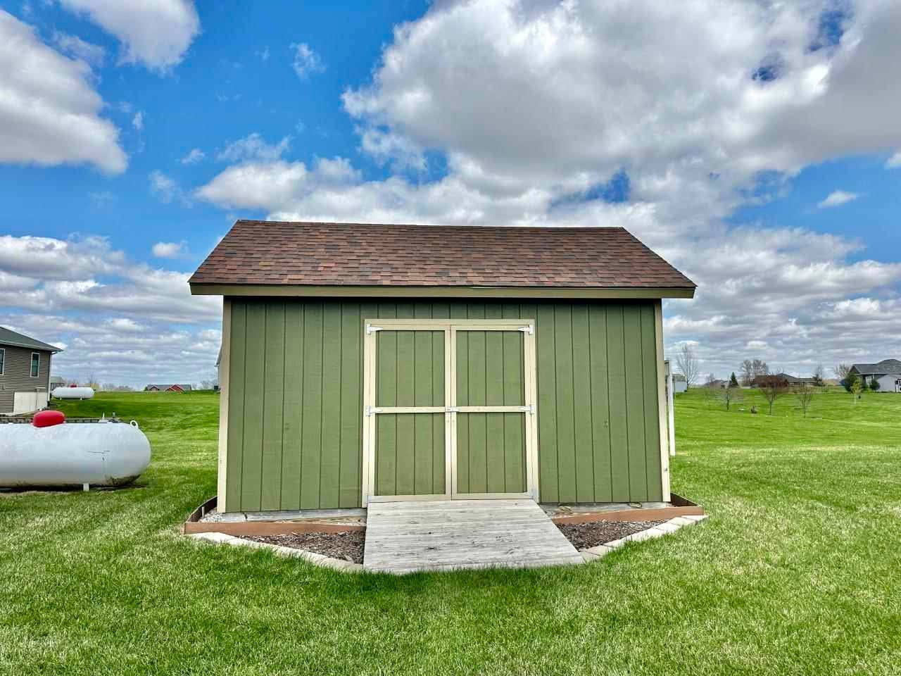 1436 Willow Brook Lane Riverside, IA 52327 - Photo 45 of 55 Gallery Image 45