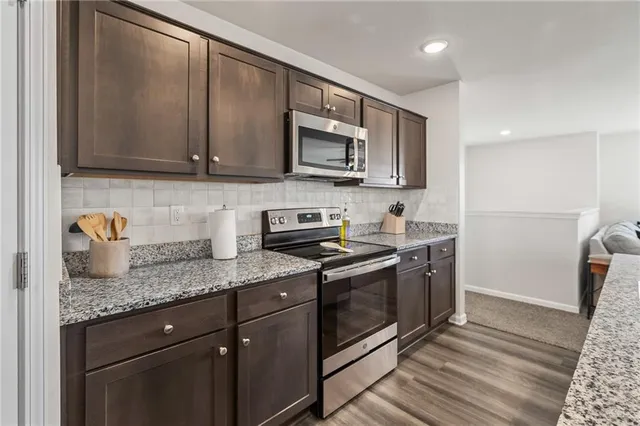 $349,900 | 709 Shane Lane, Belton, MO 64012