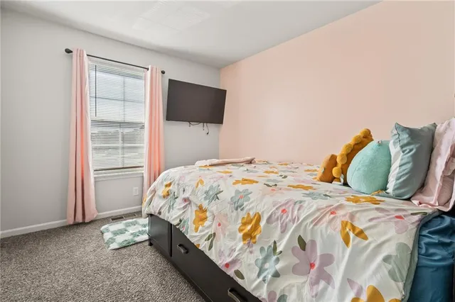 $349,900 | 709 Shane Lane, Belton, MO 64012