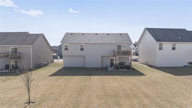 $349,900 | 709 Shane Lane, Belton, MO 64012