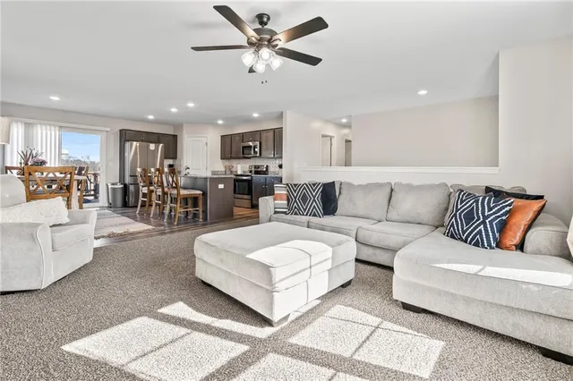 $349,900 | 709 Shane Lane, Belton, MO 64012