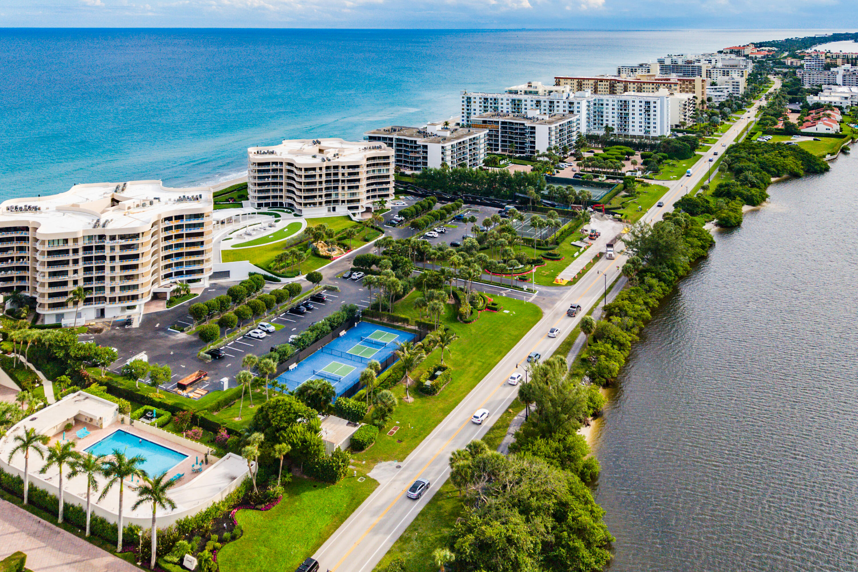 3400 South Ocean Boulevard, Unit 3HI Palm Beach, FL 33480 - Photo 44 of 50 a view of building with yard