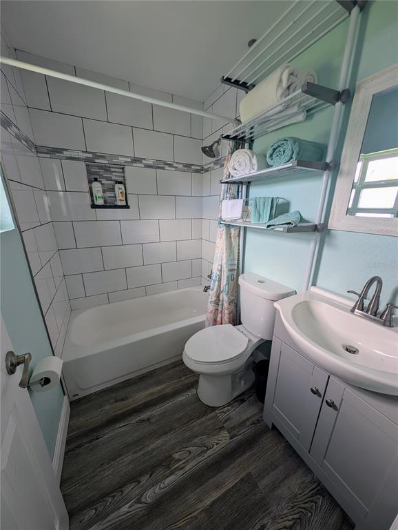 2190 South Seaport Point Crystal River, FL 34429 - Photo 22 of 40 a bathroom with a sink toilet and shower