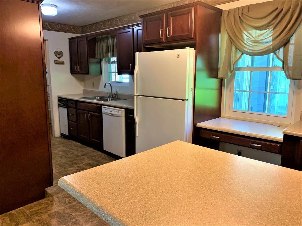 6102 Reuben Branch Road Salt Rock, WV 25559 - Photo 10 of 29 Gallery Image 10
