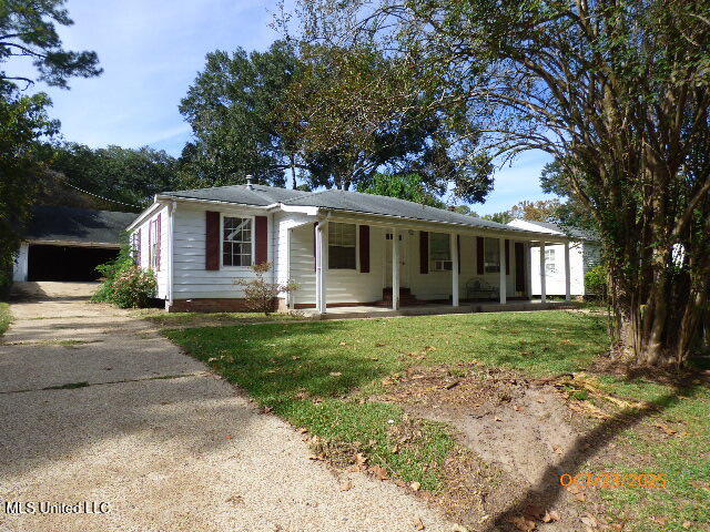 1304 Westwood Road Natchez, MS 39120 - Photo 8 of 14 P1440979