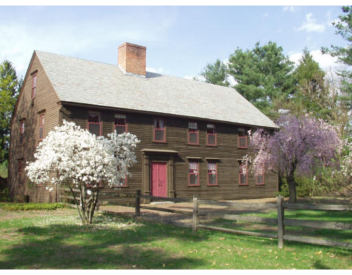 98 Bay Road Hadley, MA 01035 - Photo 1 of 9 Gallery Image 1