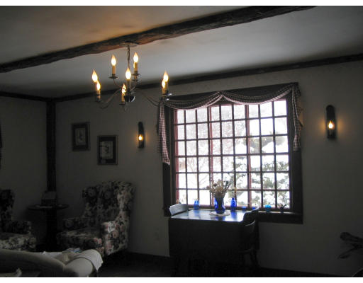 98 Bay Road Hadley, MA 01035 - Photo 2 of 9 Gallery Image 2