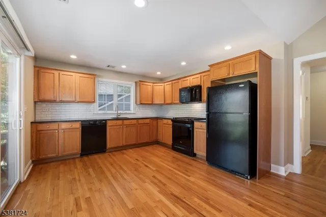 $2,900 | 737 Jerusalem Road, Unit 2, Scotch Plains, NJ 07076