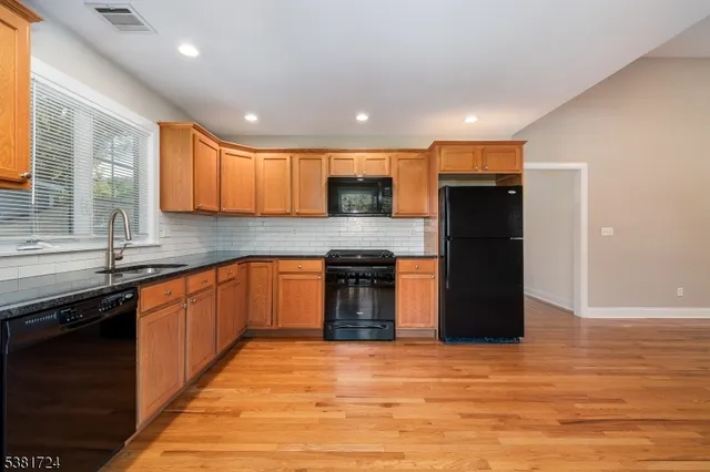 $2,900 | 737 Jerusalem Road, Unit 2, Scotch Plains, NJ 07076