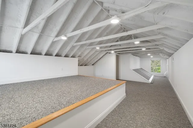 $2,900 | 737 Jerusalem Road, Unit 2, Scotch Plains, NJ 07076