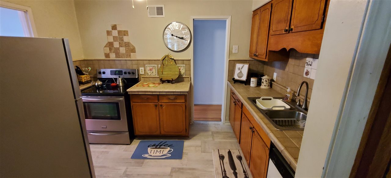3319 Fostoria Road Memphis, TN 38109 - Photo 8 of 15 Gallery Image 8