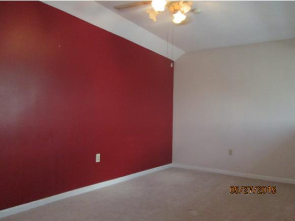 355 Circle Road, Unit 4 Manchester, NH 03103 - Photo 10 of 15