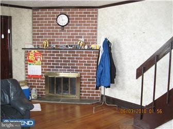 164 Glencoe Road Upper Darby, PA 19082 - Photo 3 of 12 Gallery Image 3