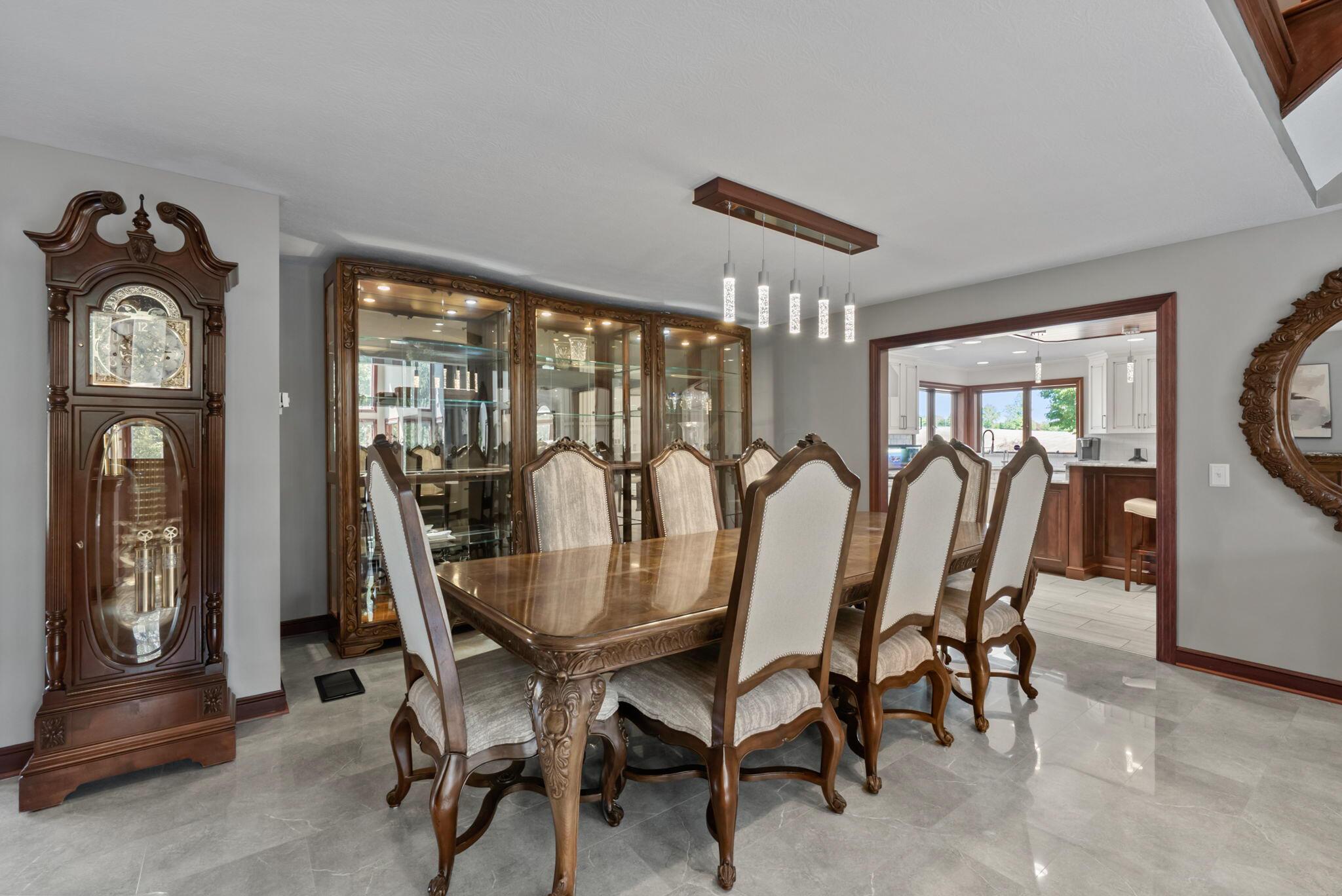 17980 Gambier Road Mount Vernon, OH 43050 - Photo 35 of 123 Dining Room