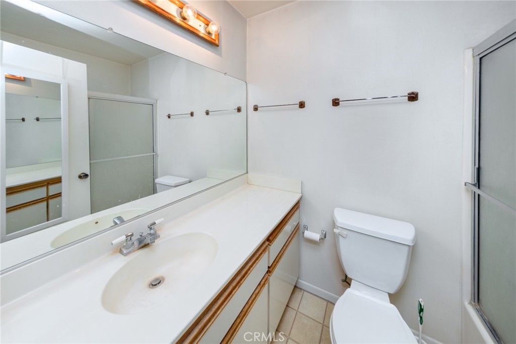 610 East Harvard Road, Unit 7 Burbank, CA 91501 - Photo 6 of 12