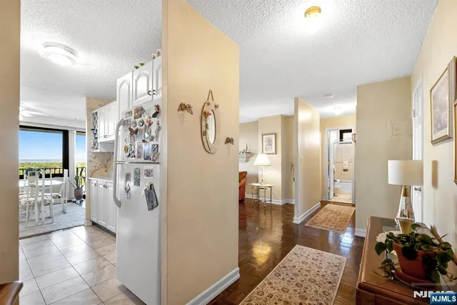 a view of a livingroom with furniture and a livingroom