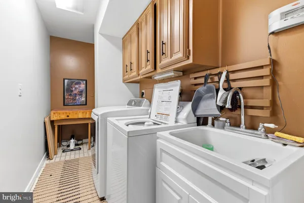 $999,900 | 11001 Lockwood Drive, Silver Spring, MD 20901