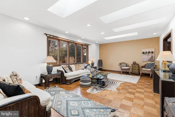 $999,900 | 11001 Lockwood Drive, Silver Spring, MD 20901