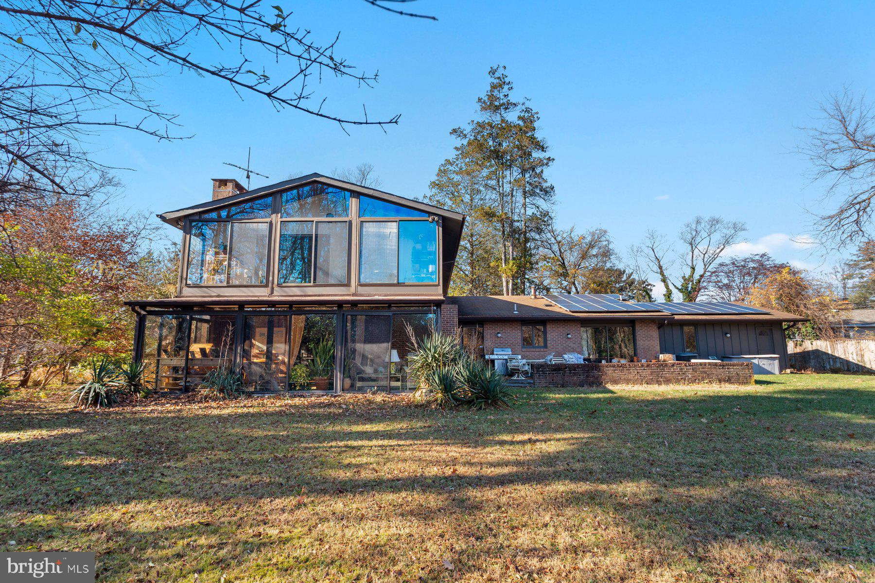 11001 Lockwood Drive Silver Spring, MD 20901 - Photo 43 of 47 Exterior rear (reverse view)