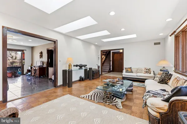 $999,900 | 11001 Lockwood Drive, Silver Spring, MD 20901