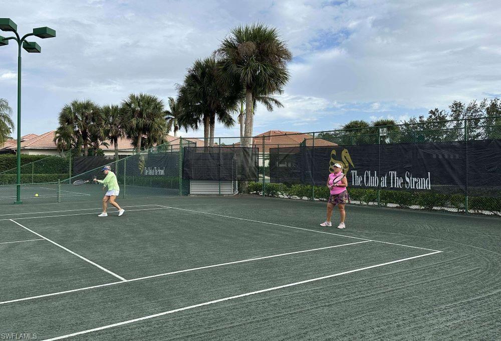 6065 Pinnacle Lane, Unit 1001 Naples, FL 34110 - Photo 26 of 26 a view of a basketball court