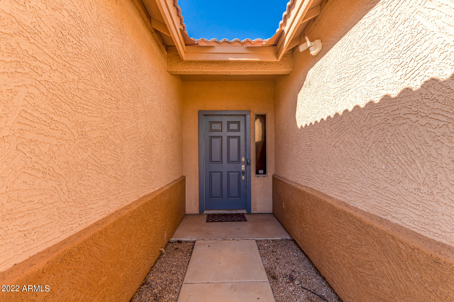 2614 West Darrel Road Phoenix, AZ 85041 - Photo 4 of 37 04 - Darrel