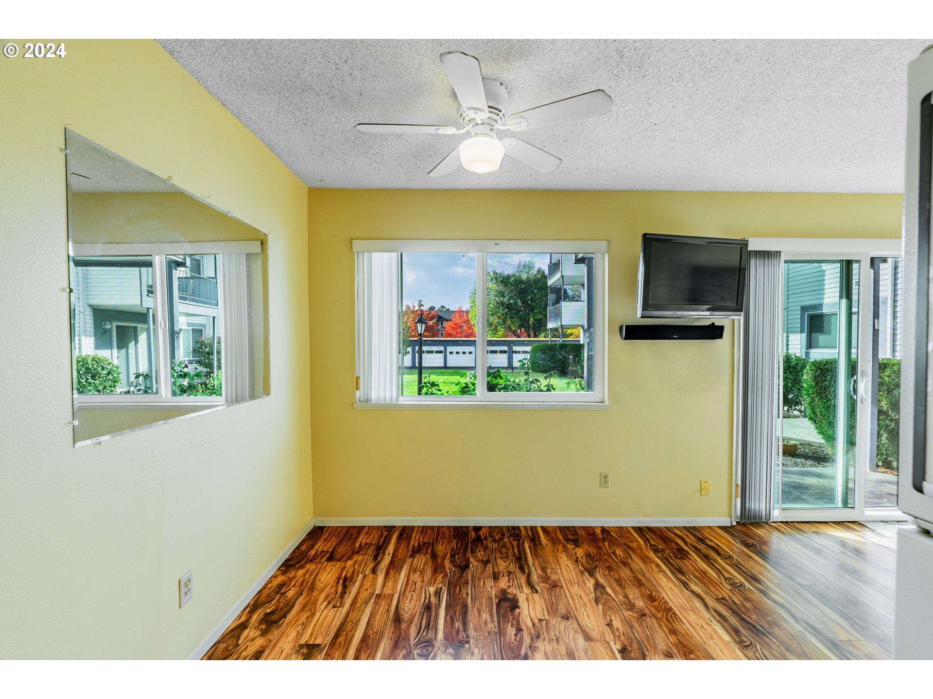 950 Evergreen Road, Unit 130 Woodburn, OR 97071 - Photo 13 of 38