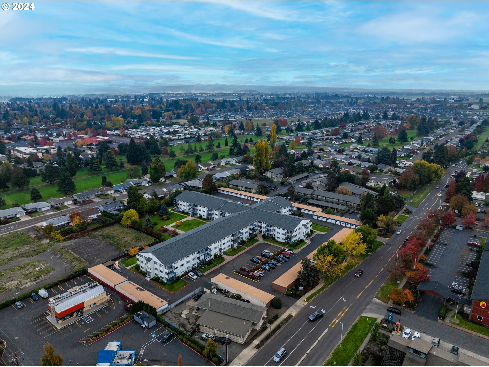 950 Evergreen Road, Unit 130 Woodburn, OR 97071 - Photo 30 of 38