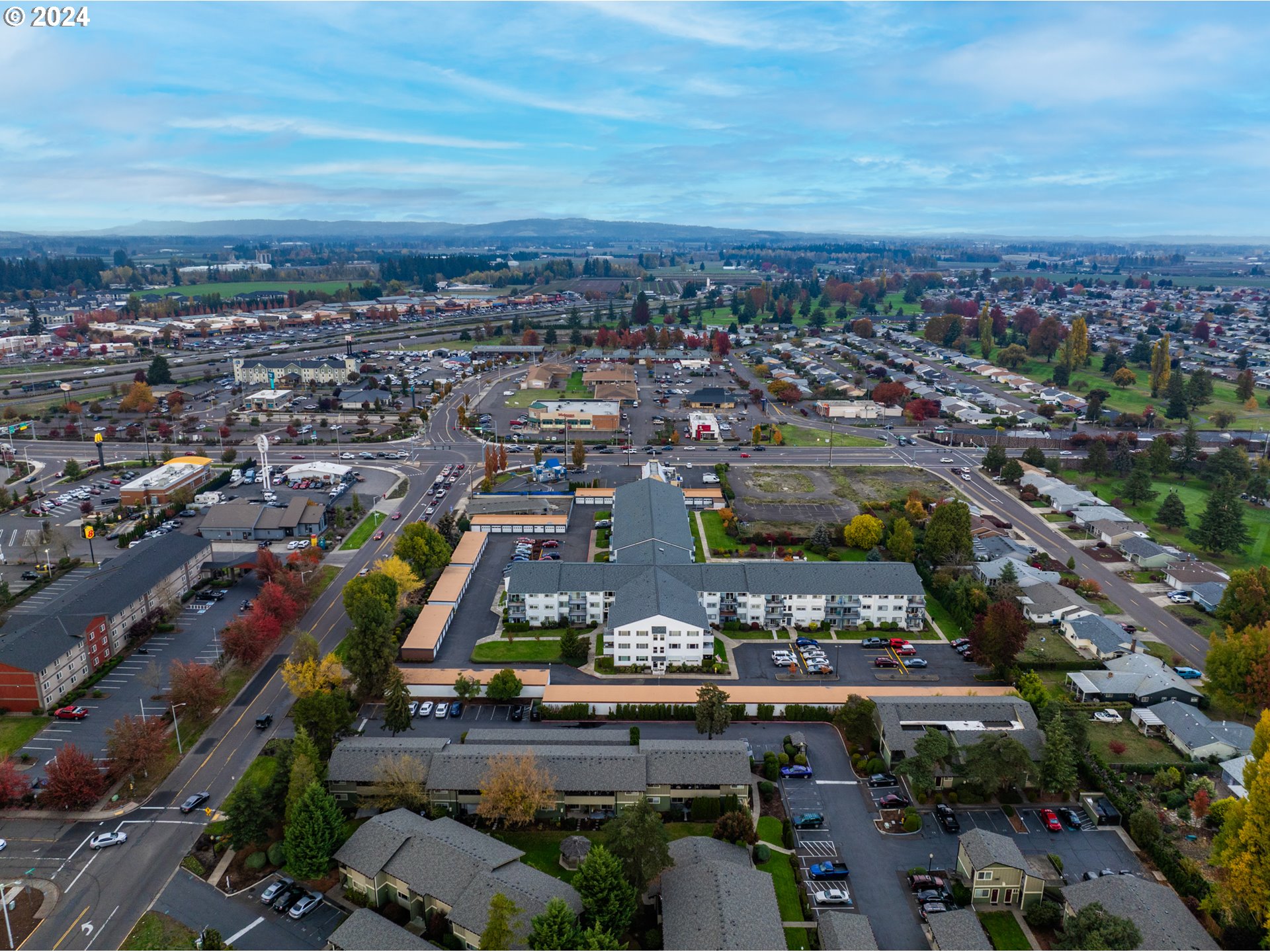 950 Evergreen Road, Unit 130 Woodburn, OR 97071 - Photo 32 of 38