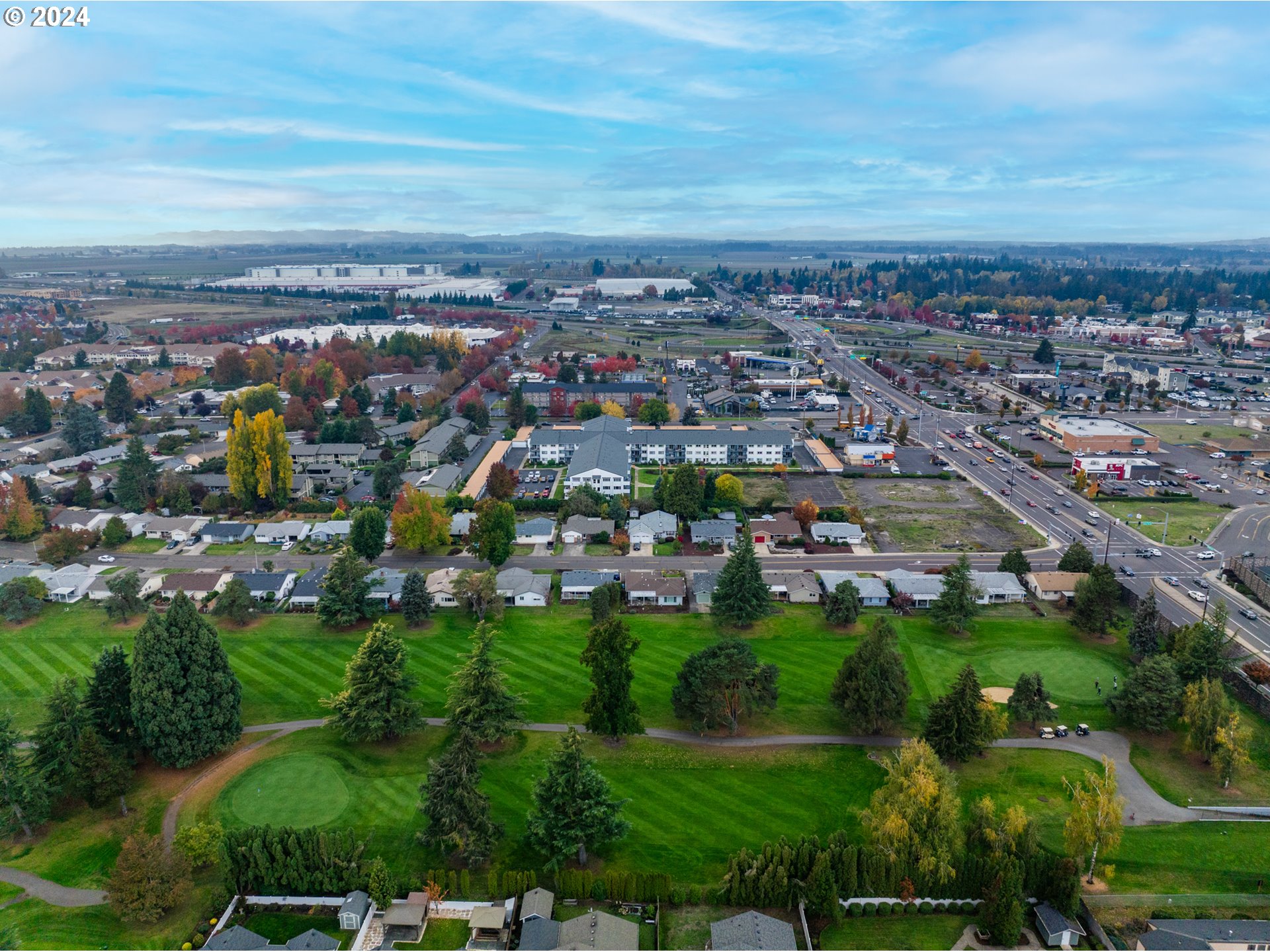 950 Evergreen Road, Unit 130 Woodburn, OR 97071 - Photo 35 of 38