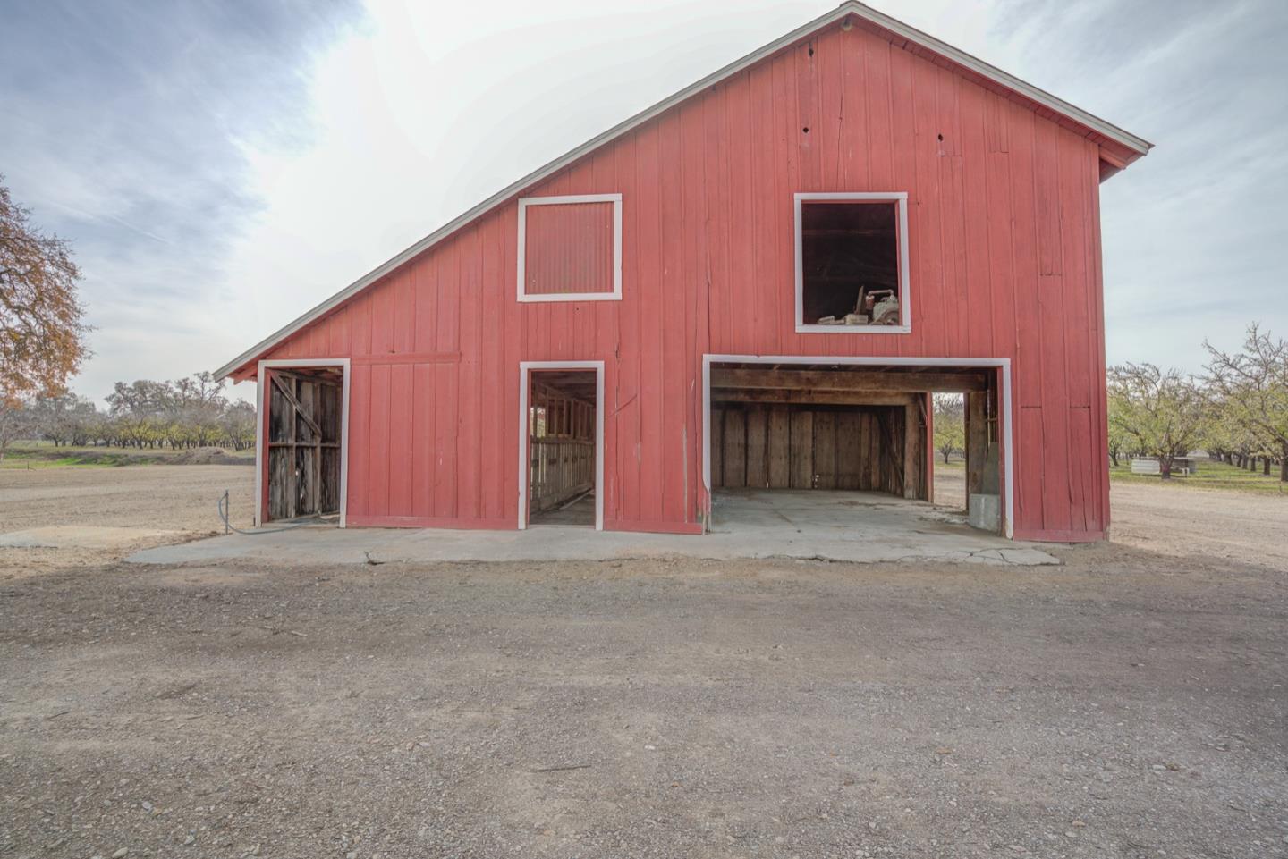 2854 Illinois Avenue Corning, CA 96021 - Photo 17 of 60