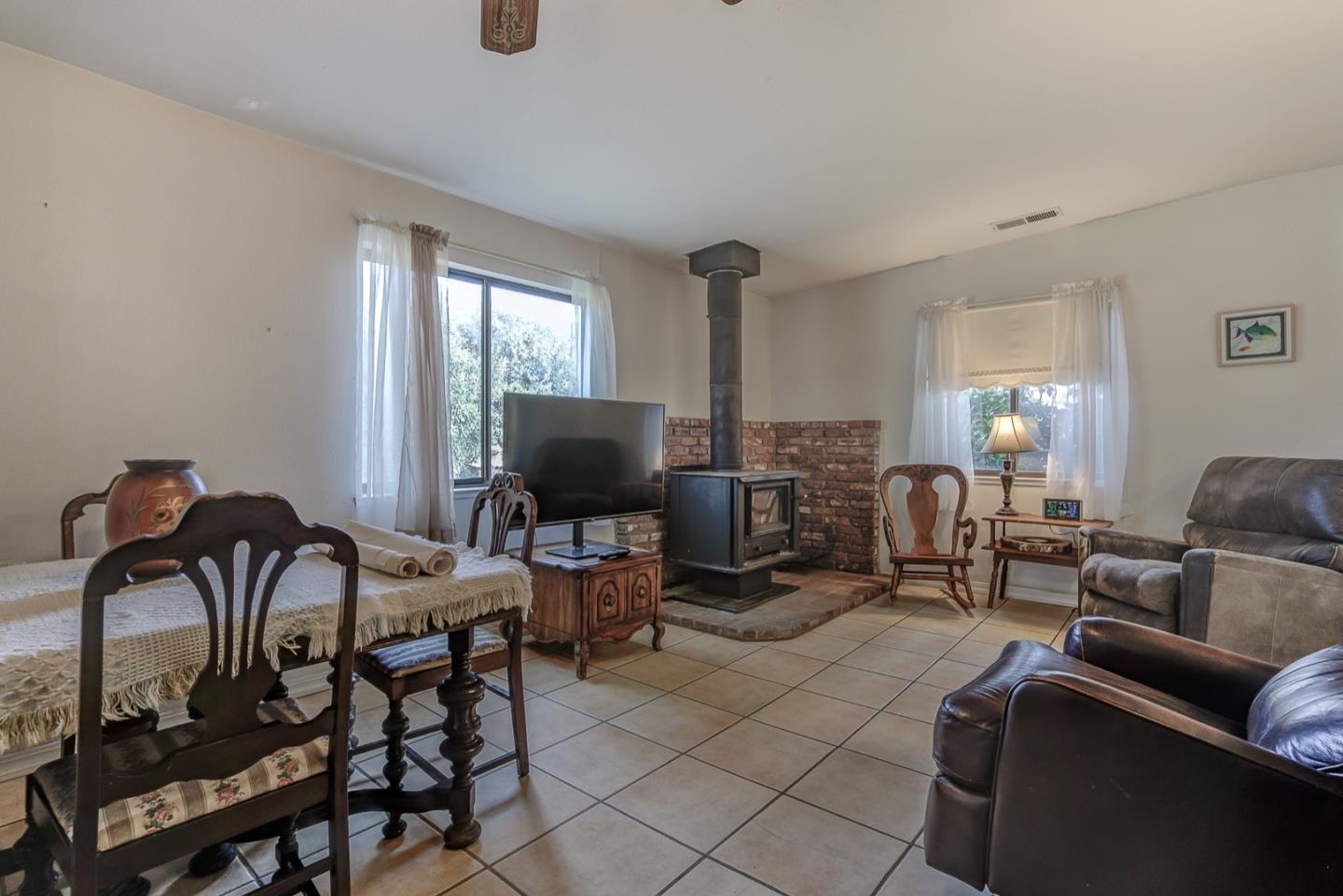 2854 Illinois Avenue Corning, CA 96021 - Photo 31 of 60