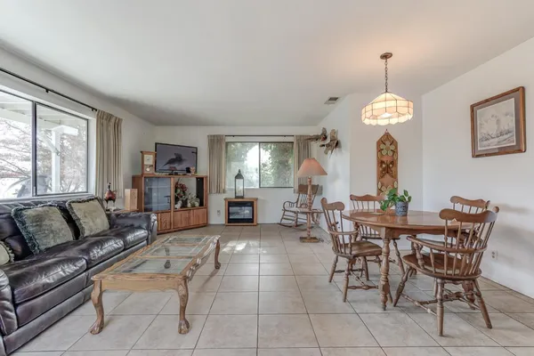 $825,000 | 2854 Illinois Avenue, Corning, CA 96021