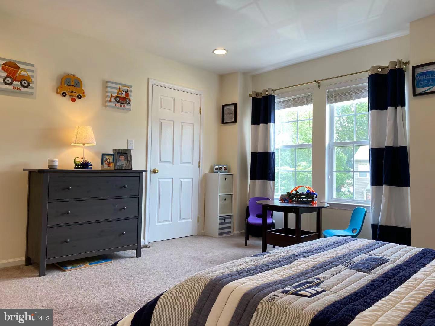 117 Warwick Road Princeton Junction, NJ 08550 - Photo 12 of 12