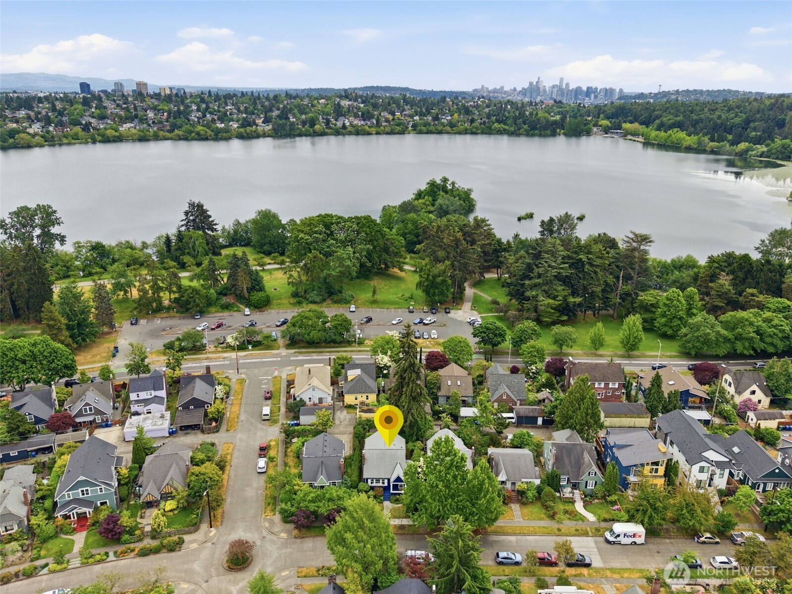 7348 Keen Way North Seattle, WA 98103 - Photo 32 of 34