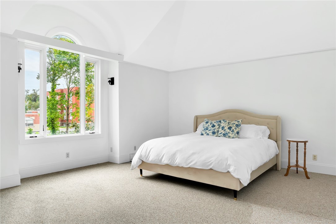 28 Elm Street Westerly, RI 02891 - Photo 33 of 48 Spacious primary bedroom