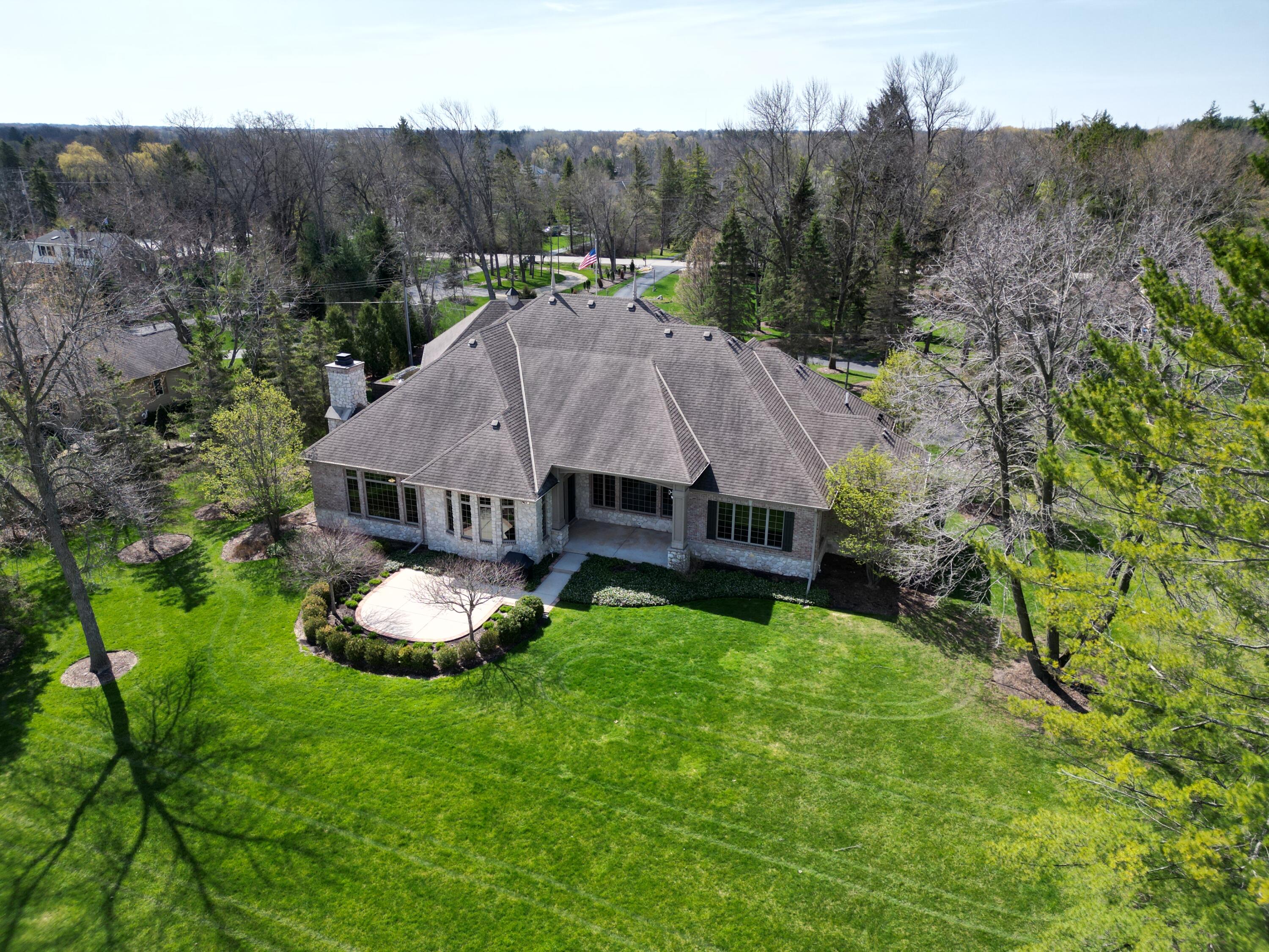 1512 West County Line Road Mequon, WI 53092 - Photo 57 of 74 DJI_0944