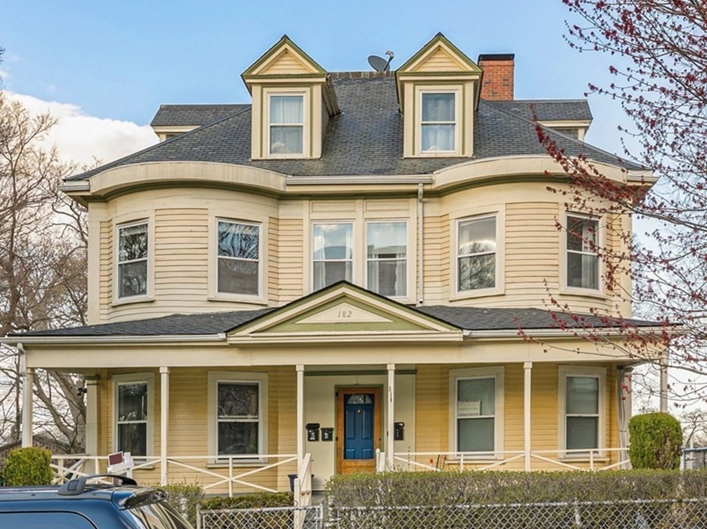 182 Ruthven Street, Unit 2 Boston, MA 02121 - Photo 1 of 20 Gallery Image 1