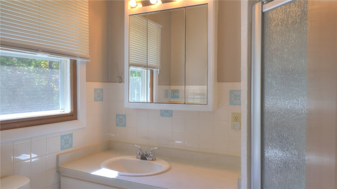 3123 Greenlake Drive Decatur, IL 62521 - Photo 18 of 48 Gallery Image 18