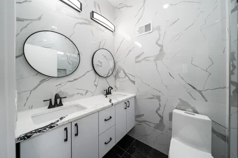 $5,150 | 159 Hopkins Avenue, Unit 1, Jersey City, NJ 07306