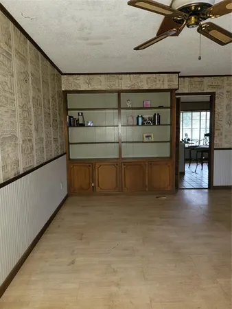 a view of a storage & utility room