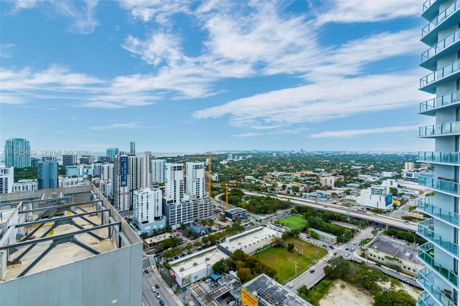 185 Southwest 7th Street, Unit 3508 Miami, FL 33130 - Photo 45 of 62 an aerial view of a city