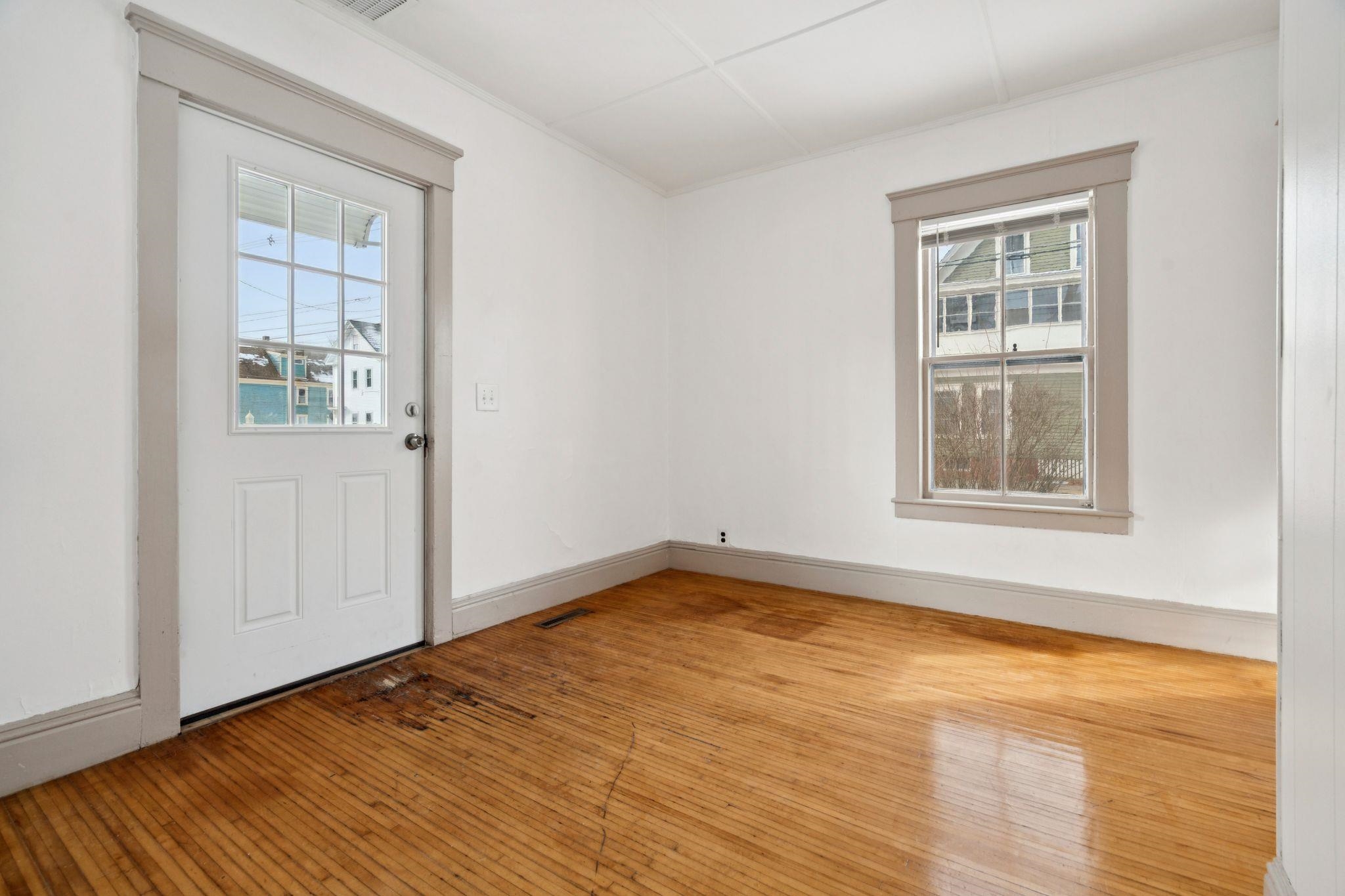 67 A Winter Street Rochester, NH 03867 - Photo 3 of 15