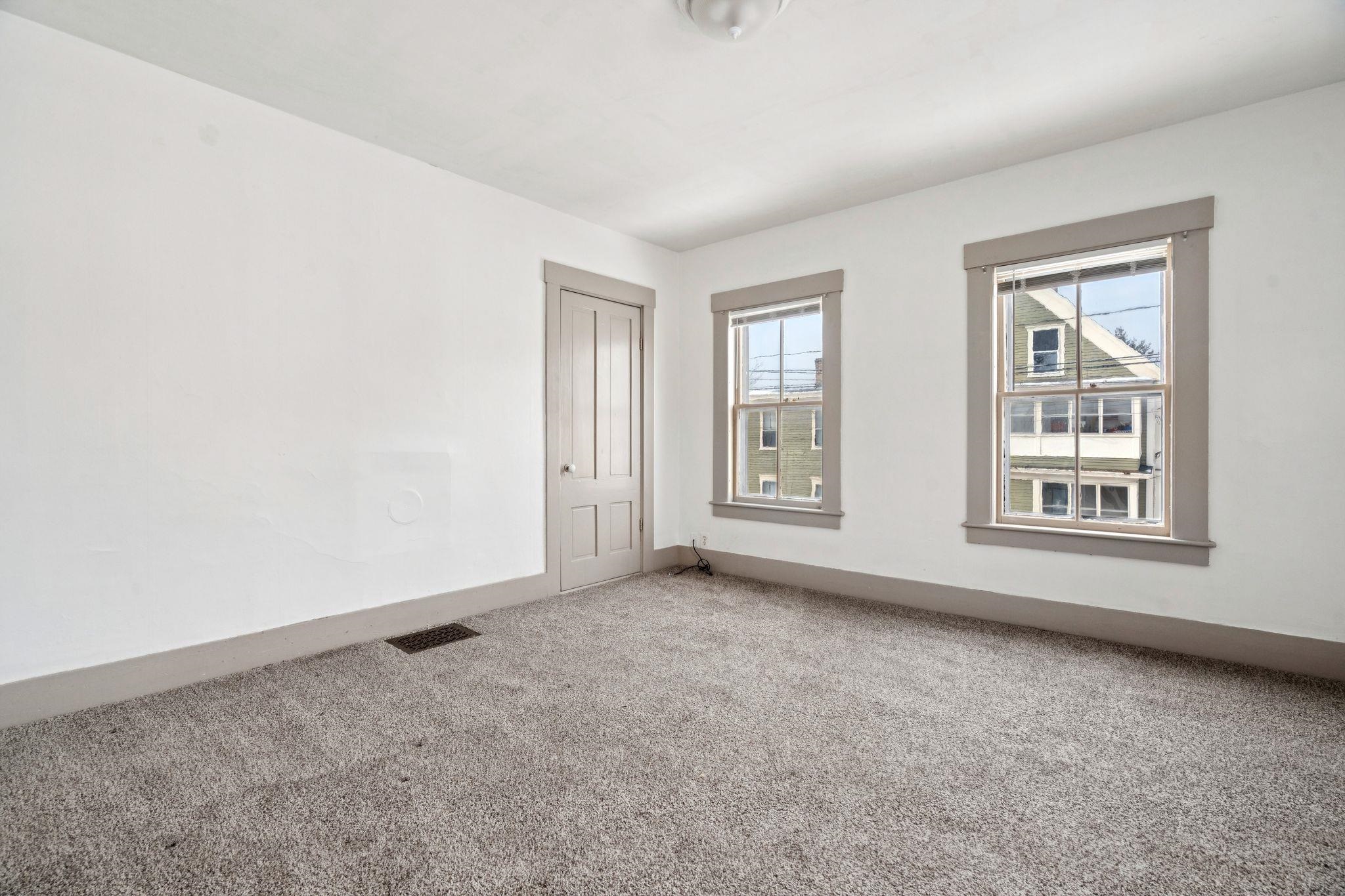 67 A Winter Street Rochester, NH 03867 - Photo 8 of 15