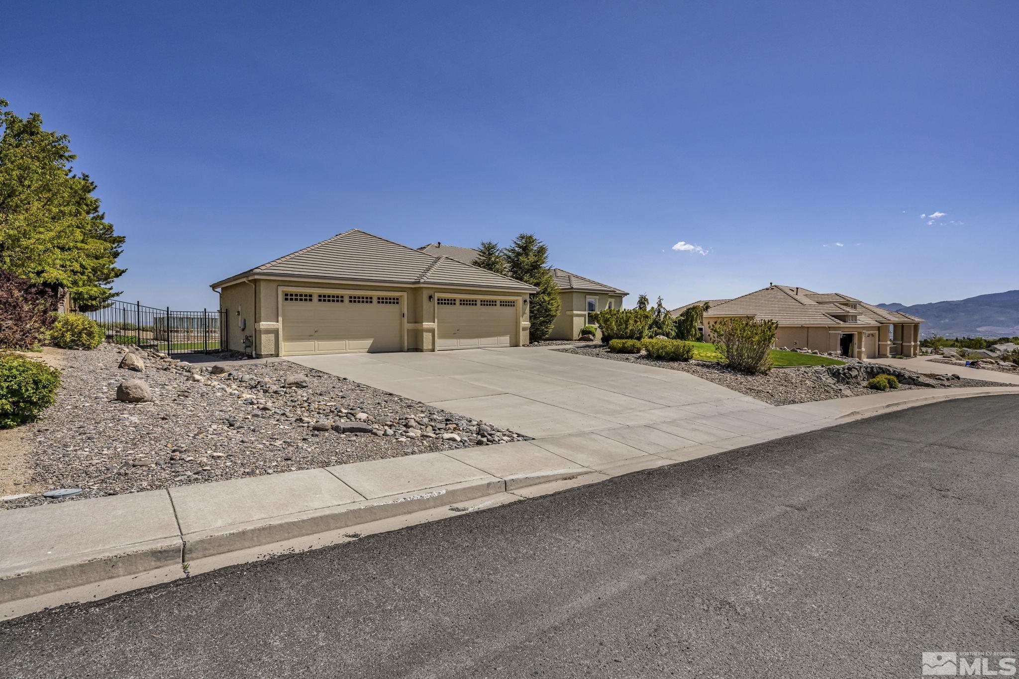 575 Dancing Cloud Court Reno, NV 89511 - Photo 2 of 33 Photo 2