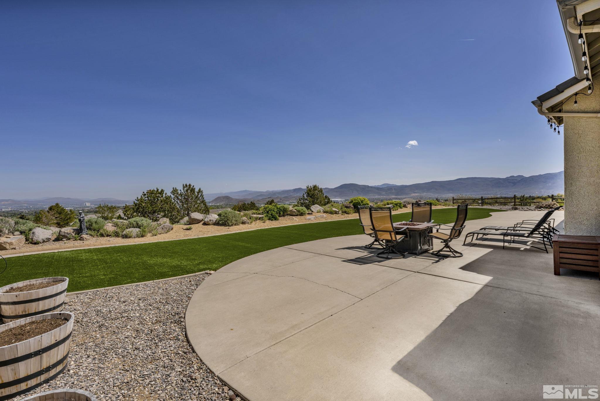 575 Dancing Cloud Court Reno, NV 89511 - Photo 7 of 33 Photo 7