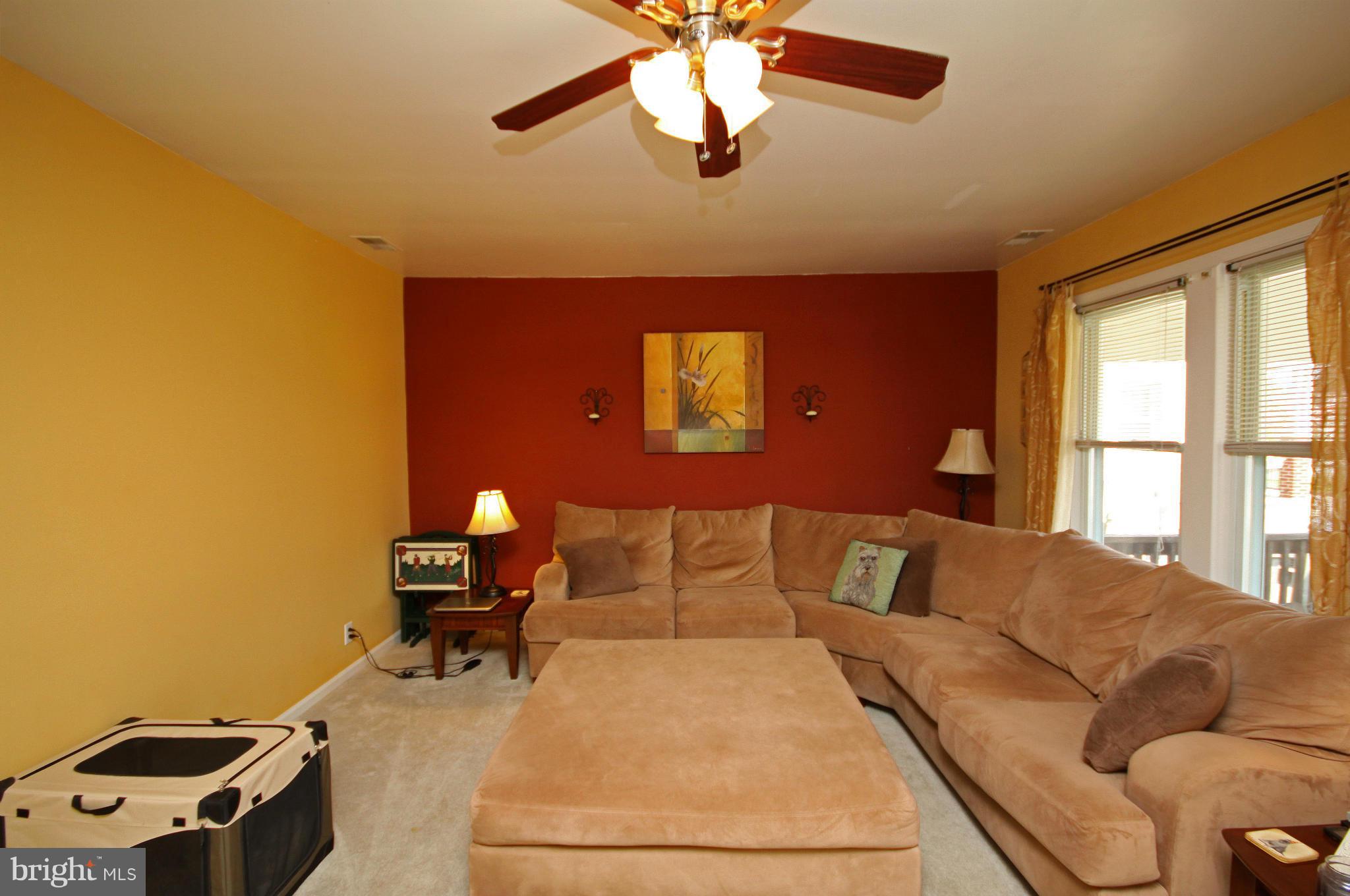 364 Nicholson Road Baltimore, MD 21221 - Photo 18 of 30 a living room with furniture and a window
